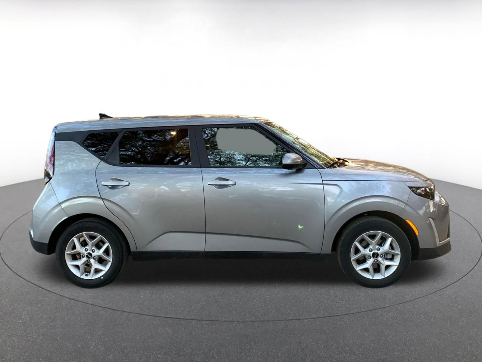 Thumbnail: 2025 Kia Soul - 8