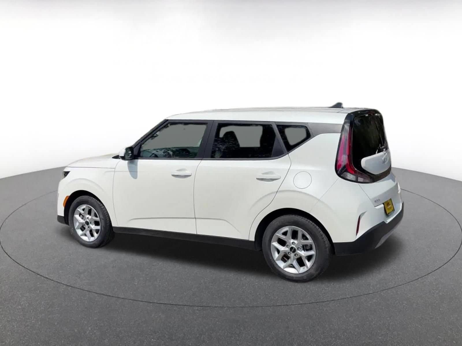 Thumbnail: 2025 Kia Soul - 10