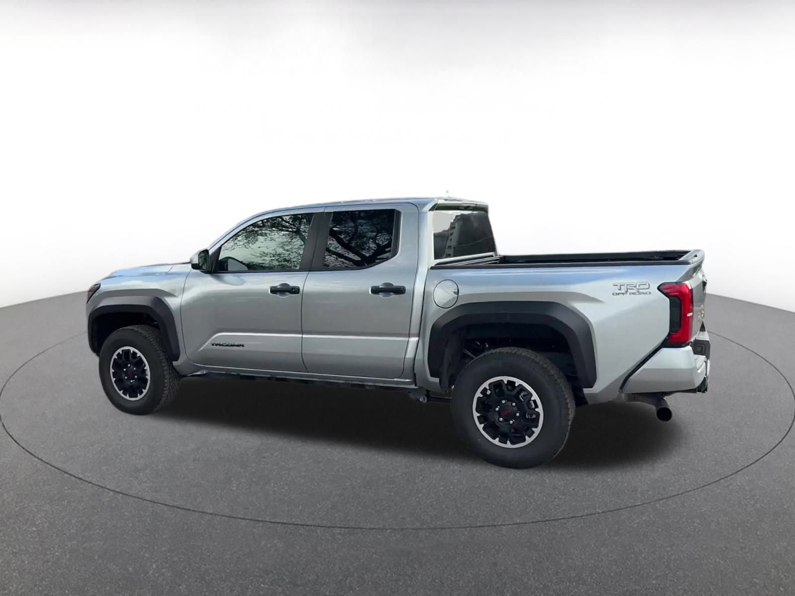 Thumbnail: 2025 Toyota Tacoma - 10