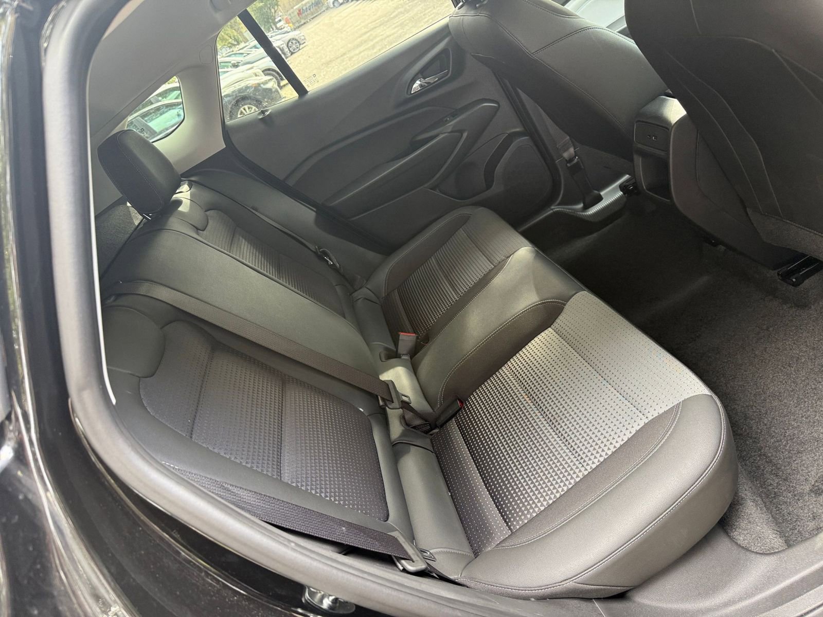 Thumbnail: 2025 Chevrolet Trax - 20