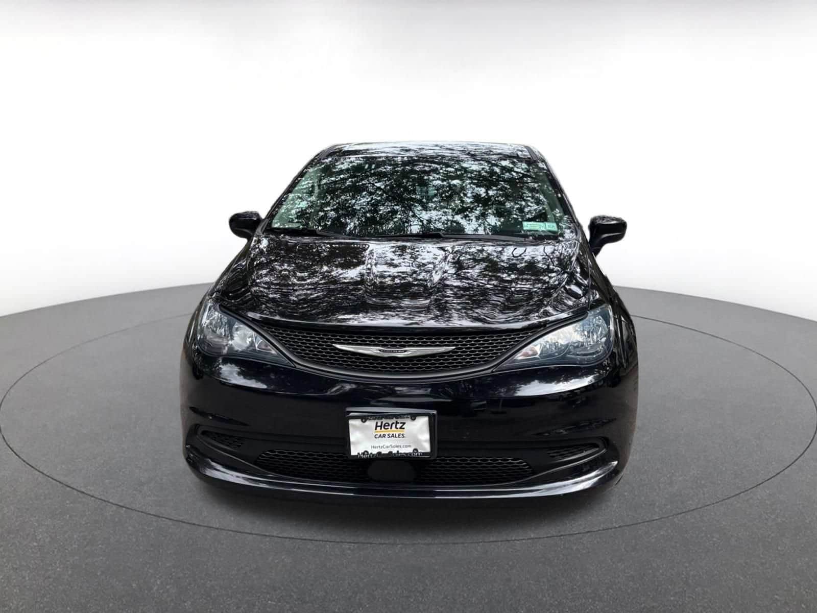Thumbnail: 2024 Chrysler Voyager - 2