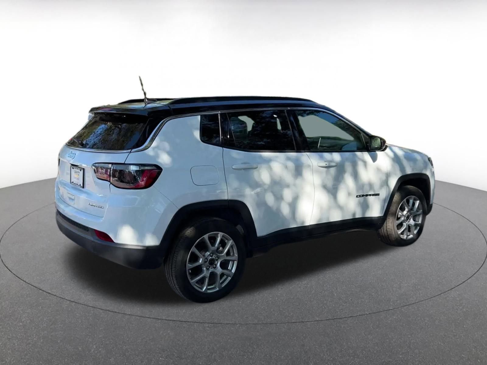 Thumbnail: 2025 Jeep Compass - 14