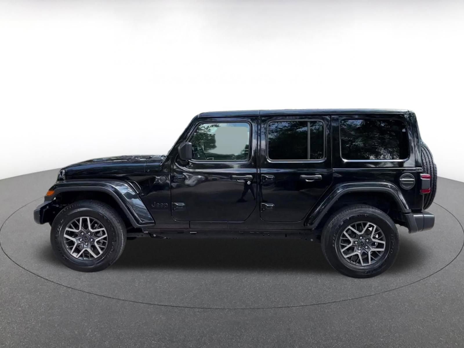 Thumbnail: 2025 Jeep Wrangler - 9