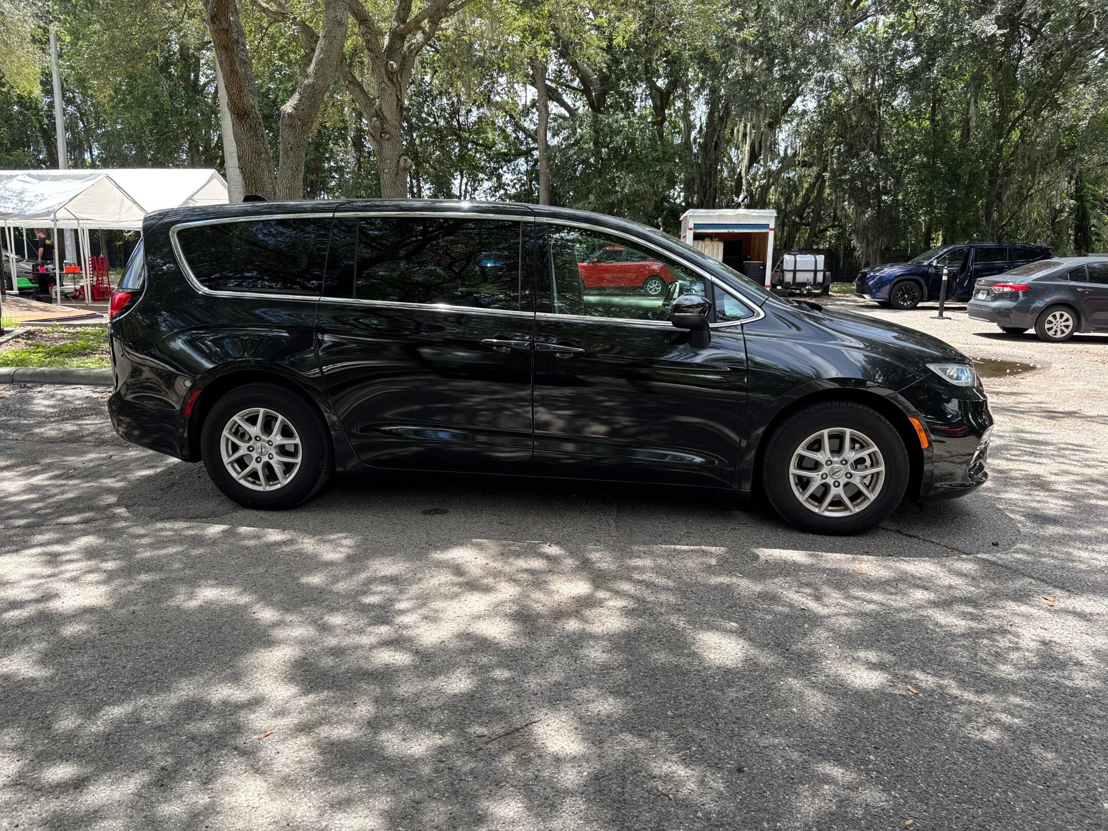 Thumbnail: 2023 Chrysler Pacifica - 14