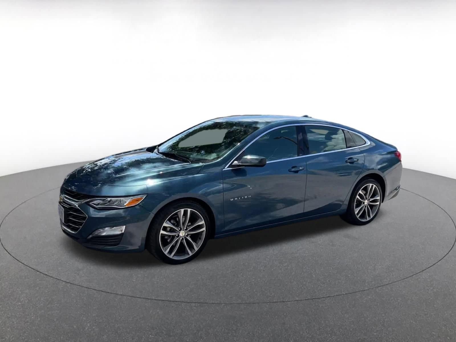 Thumbnail: 2024 Chevrolet Malibu - 8