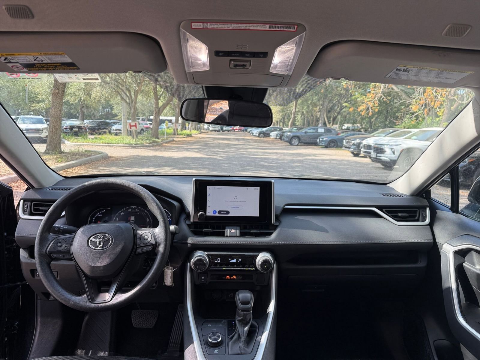 Thumbnail: 2025 Toyota RAV4 - 27