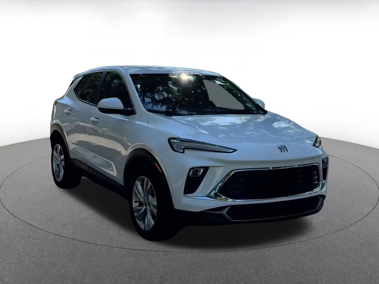 Thumbnail: 2025 Buick Encore GX - 3