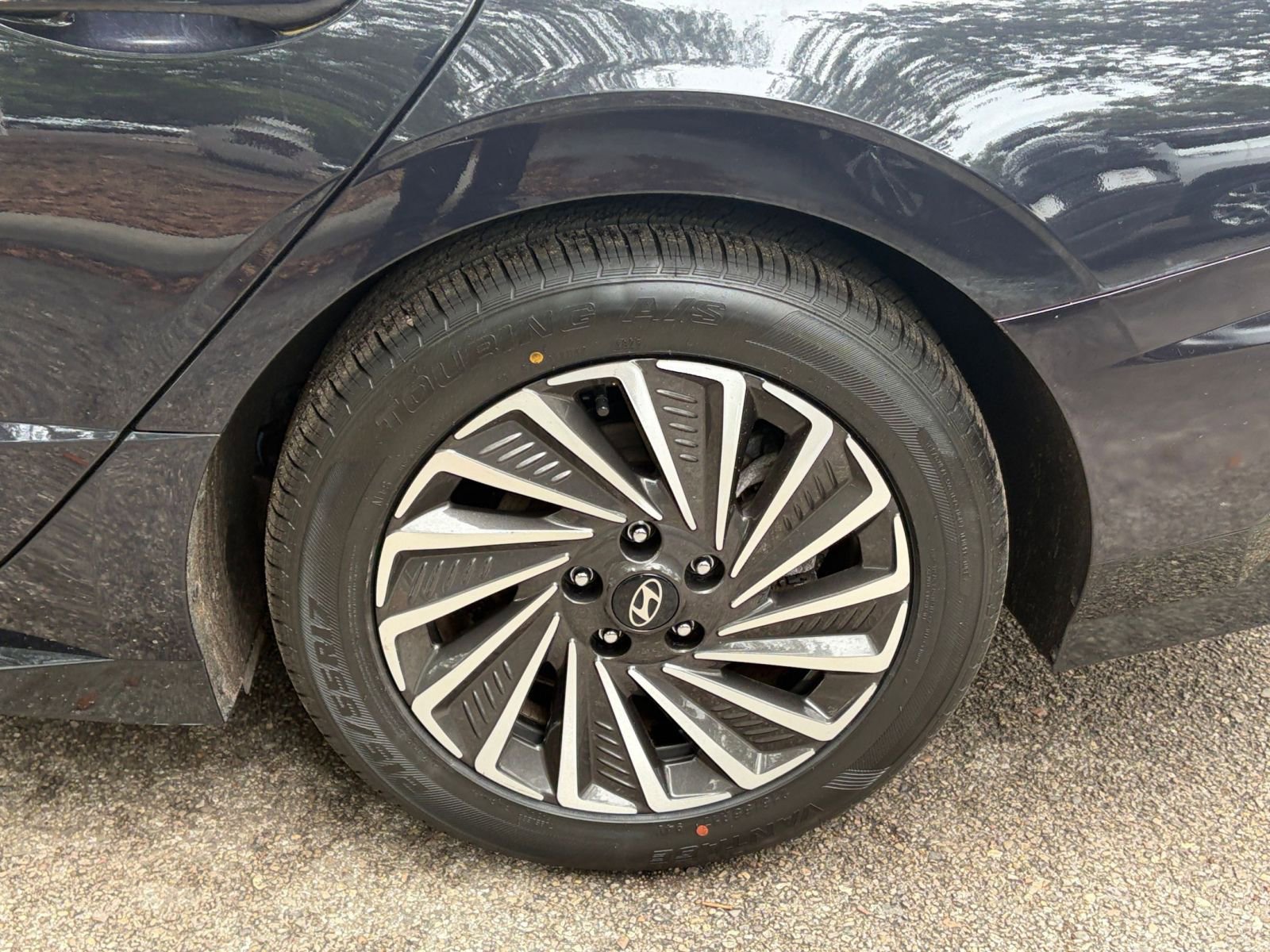 Thumbnail: 2025 Hyundai Sonata - 30