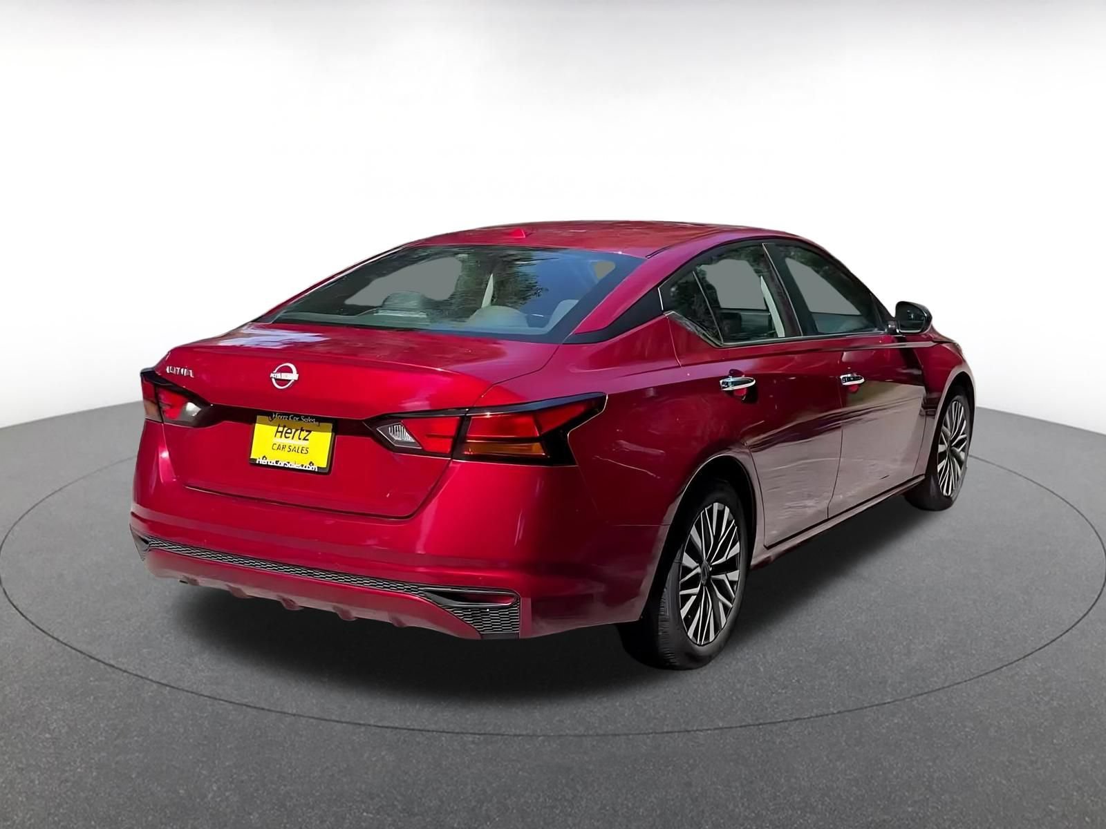 Thumbnail: 2025 Nissan Altima - 14