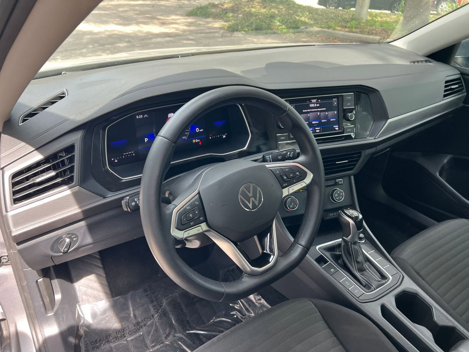 Thumbnail: 2024 Volkswagen Jetta - 28