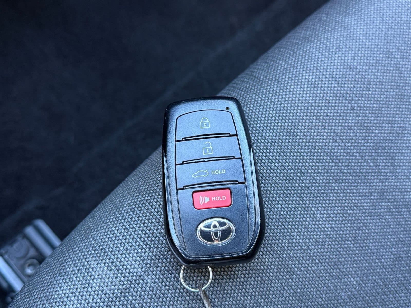 Thumbnail: 2025 Toyota Camry - 18