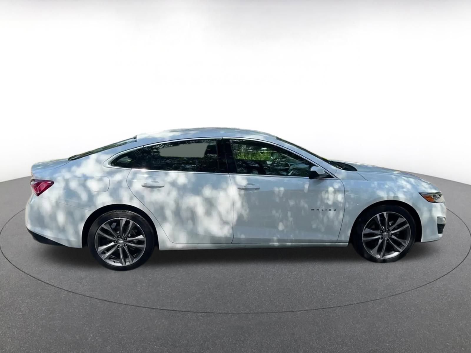 Thumbnail: 2024 Chevrolet Malibu - 16