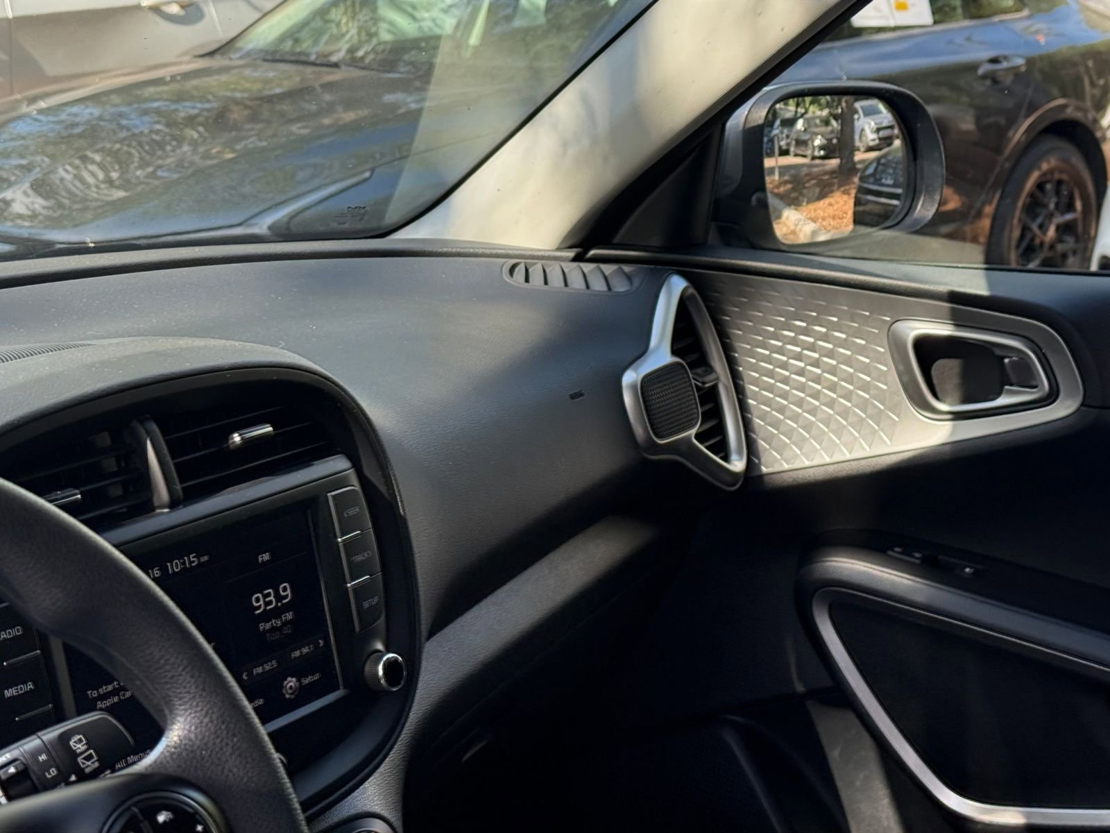 Thumbnail: 2025 Kia Soul - 32