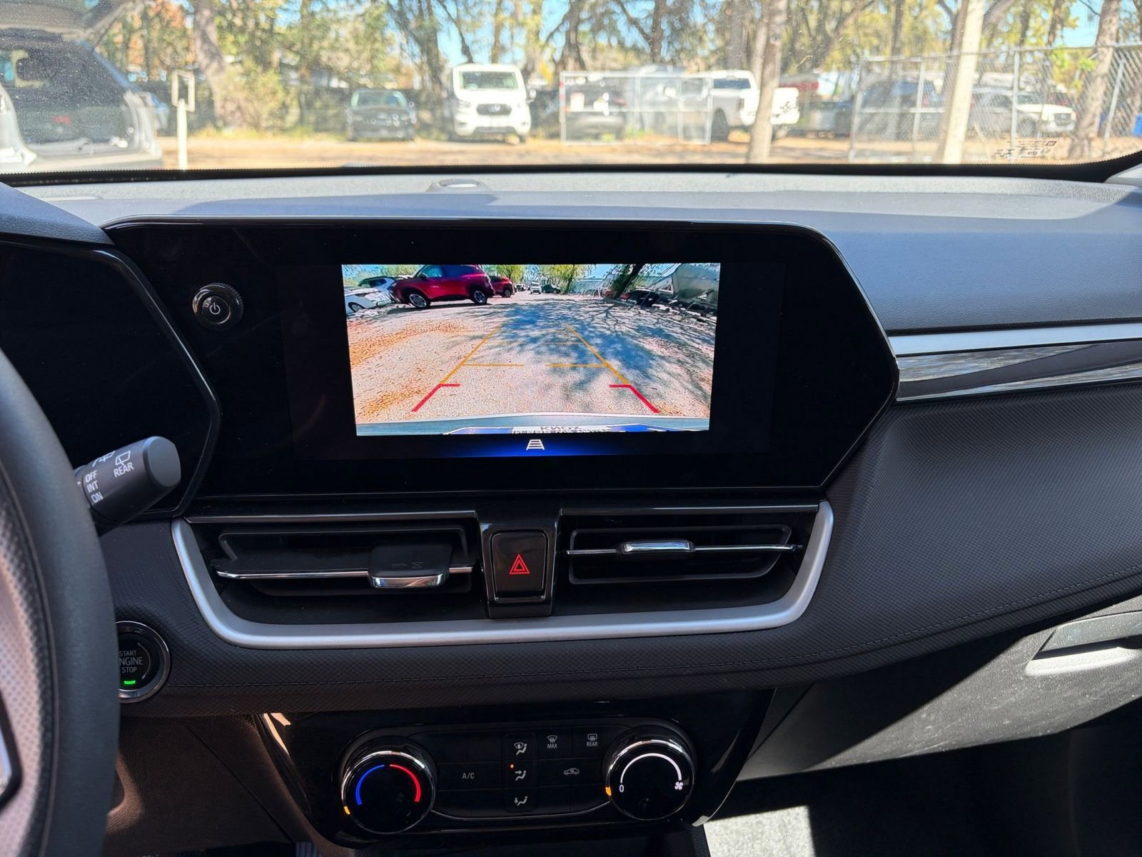 Thumbnail: 2025 Chevrolet TrailBlazer - 17