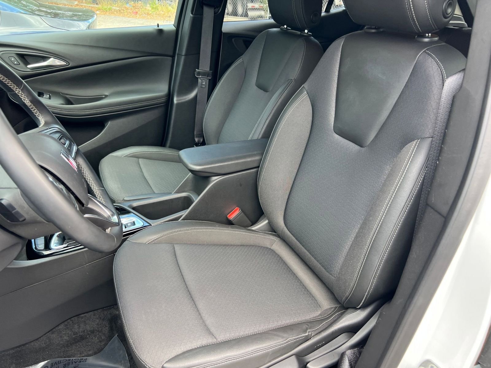 Thumbnail: 2025 Buick Encore GX - 30