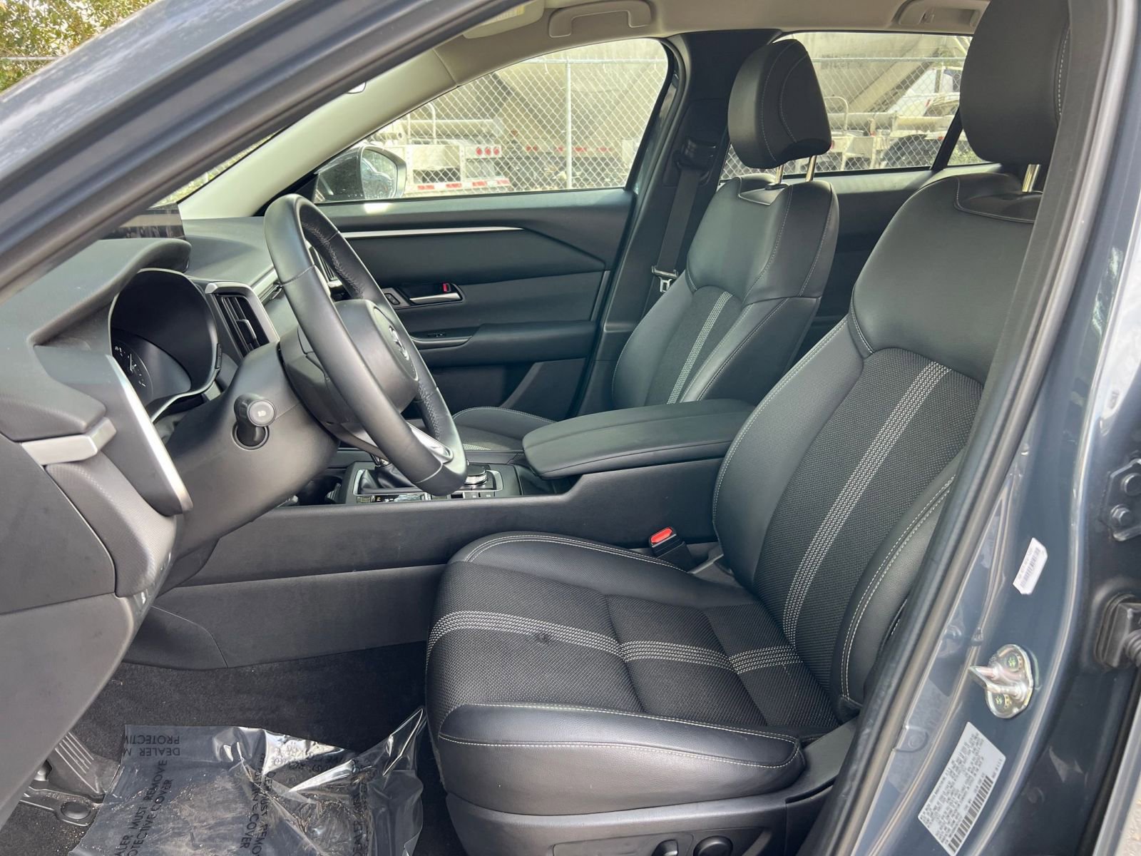 Thumbnail: 2025 Mazda CX-50 - 22