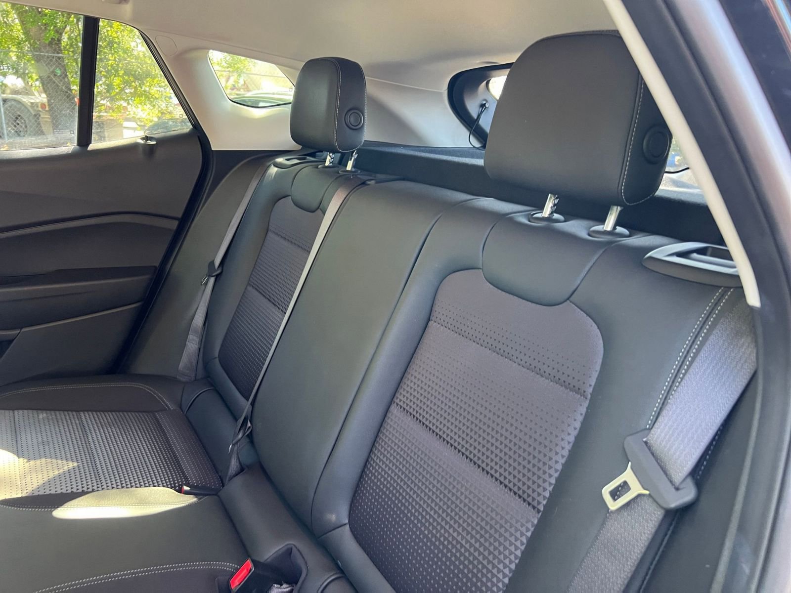 Thumbnail: 2025 Chevrolet Trax - 34