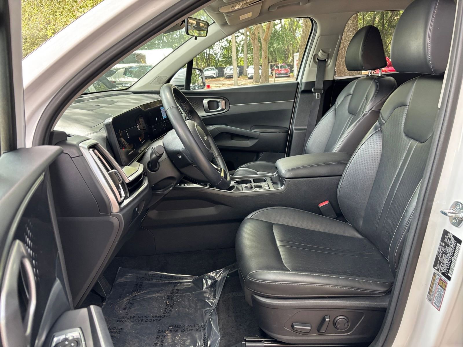 Thumbnail: 2024 Kia Sorento - 29
