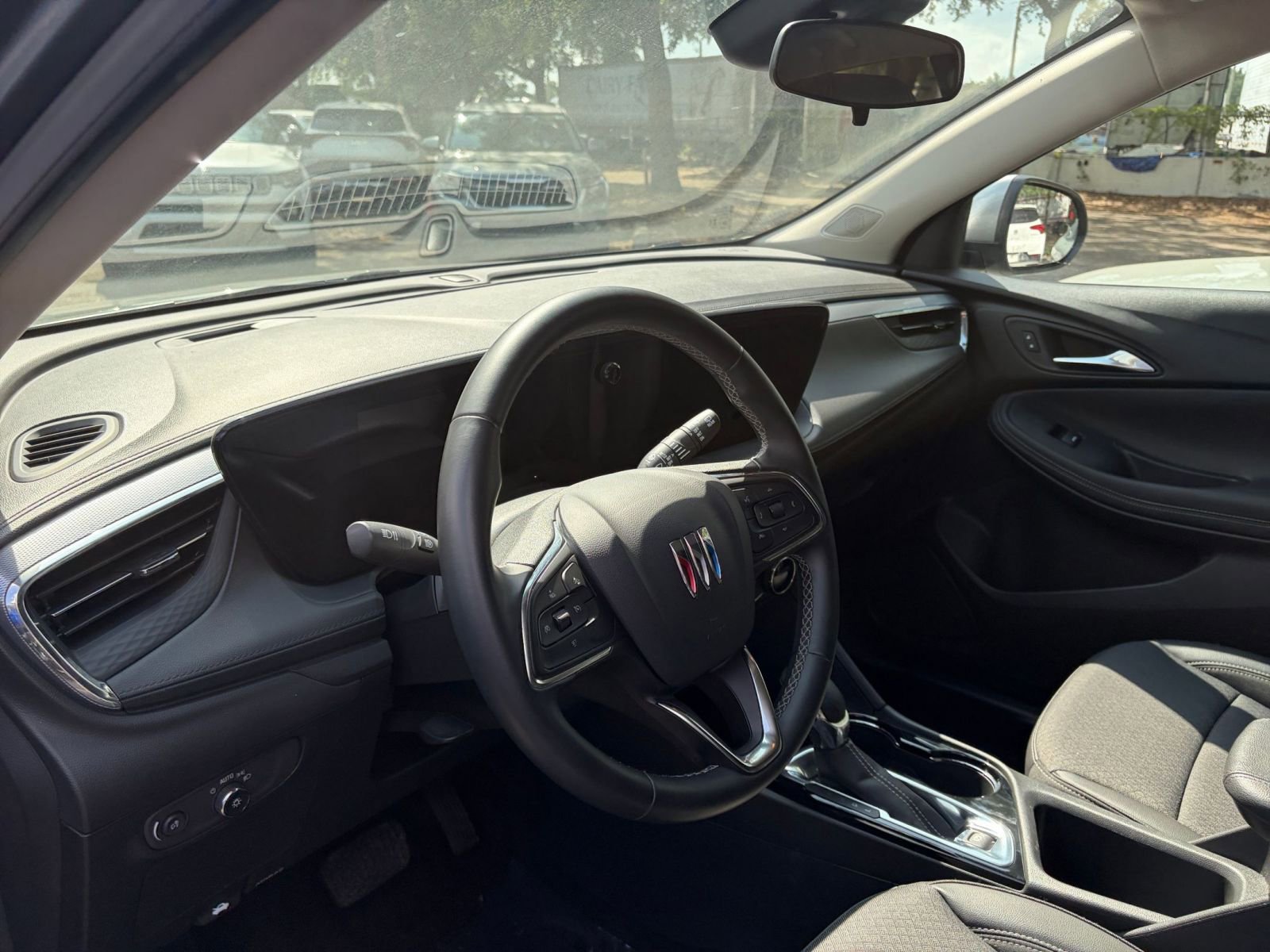 Thumbnail: 2025 Buick Encore GX - 33