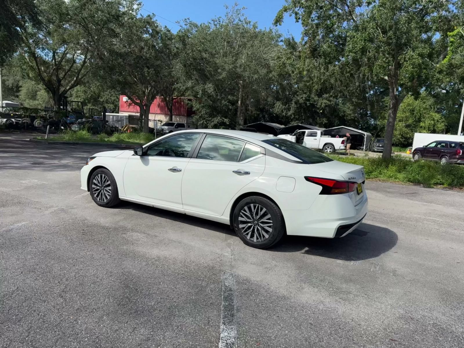 Thumbnail: 2025 Nissan Altima - 9