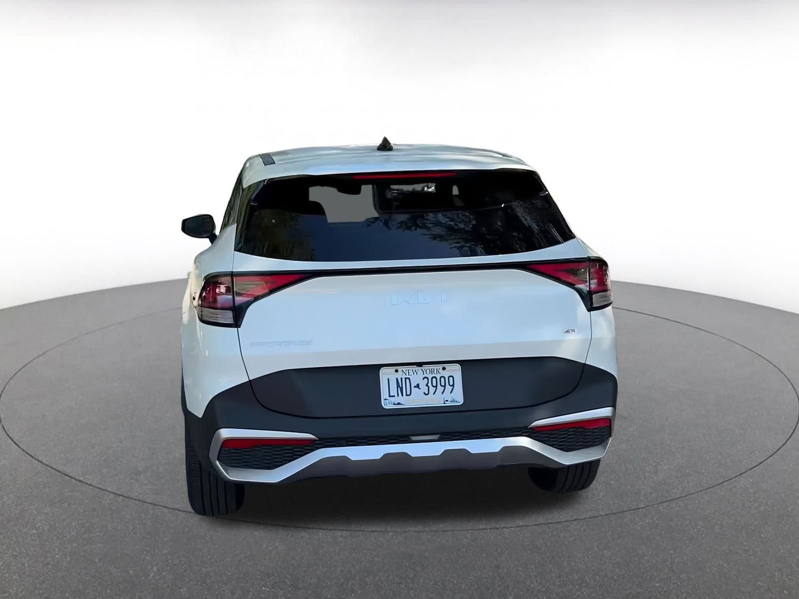 Thumbnail: 2024 Kia Sportage - 12