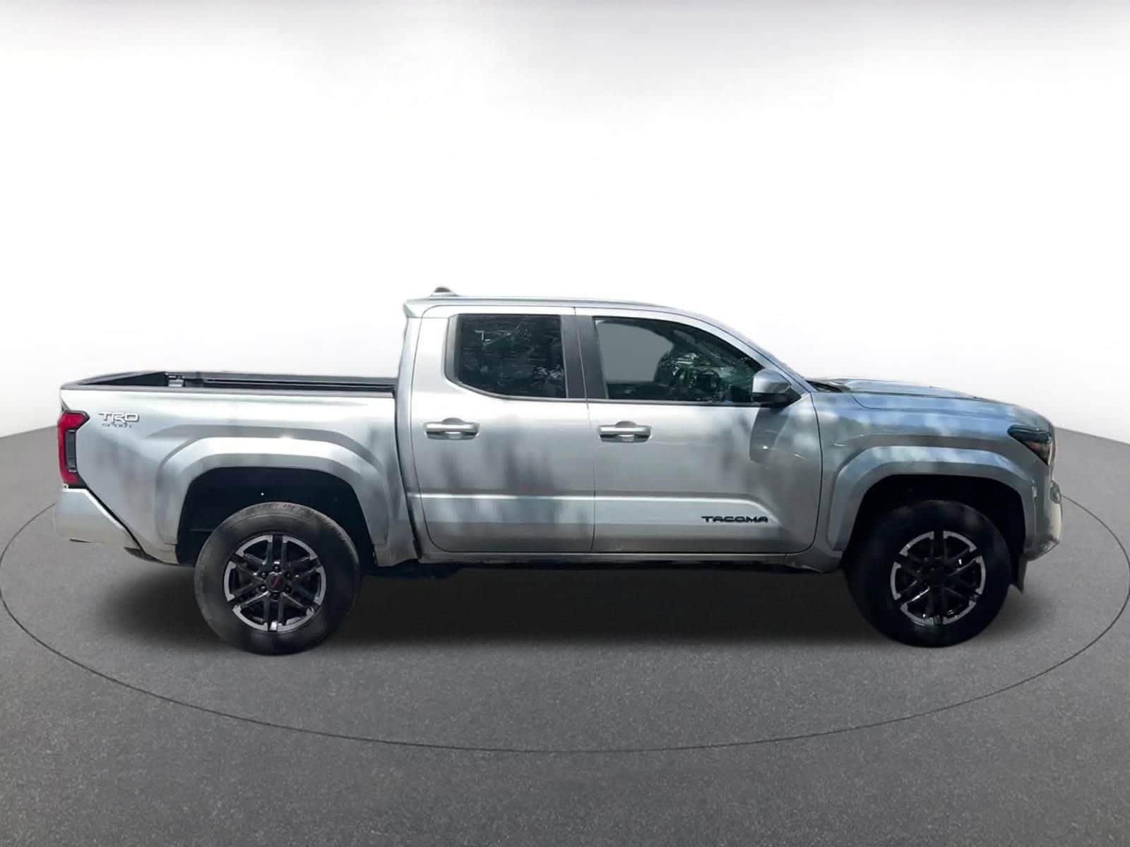 Thumbnail: 2024 Toyota Tacoma - 16