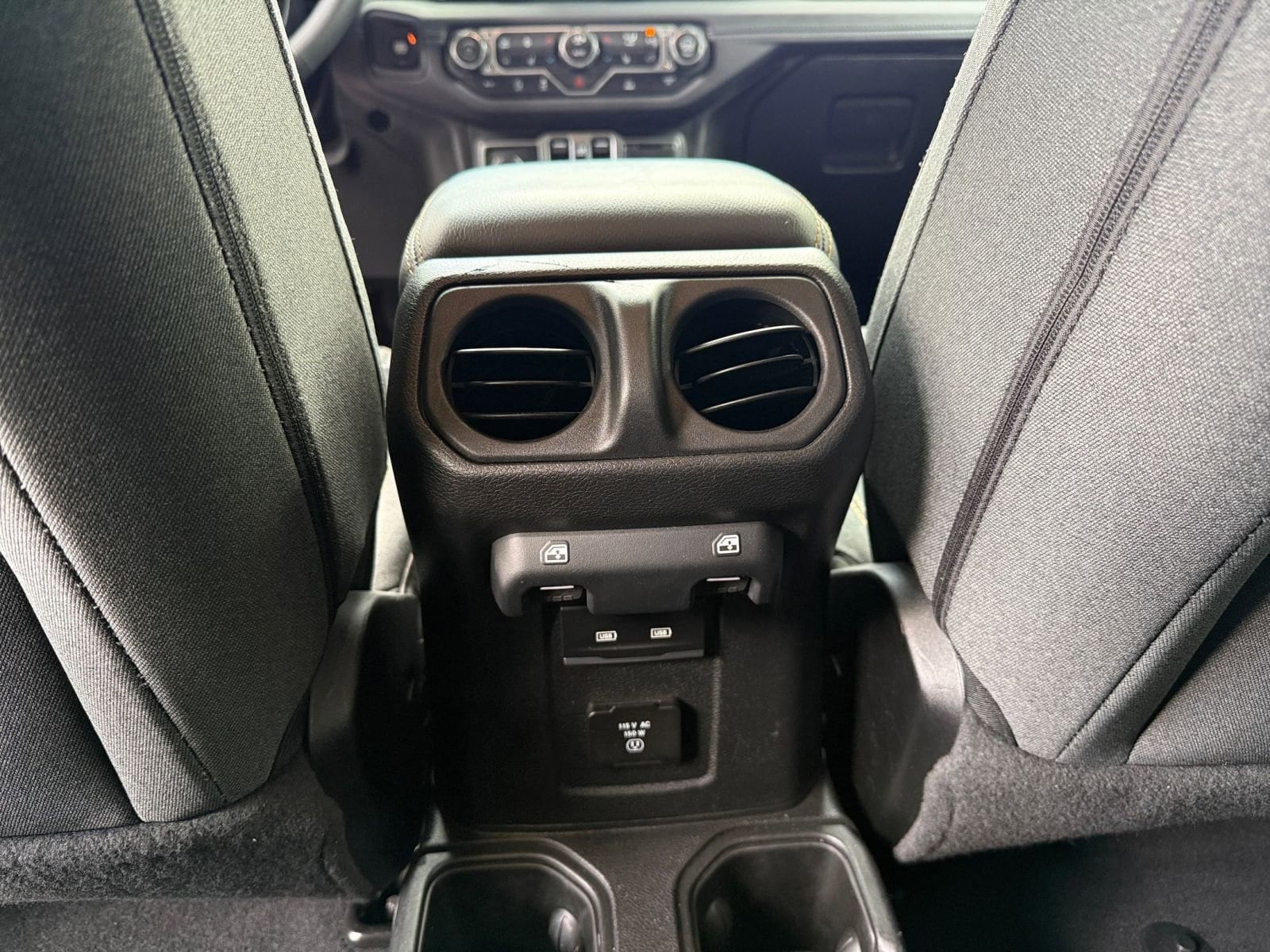 Thumbnail: 2025 Jeep Wrangler - 21