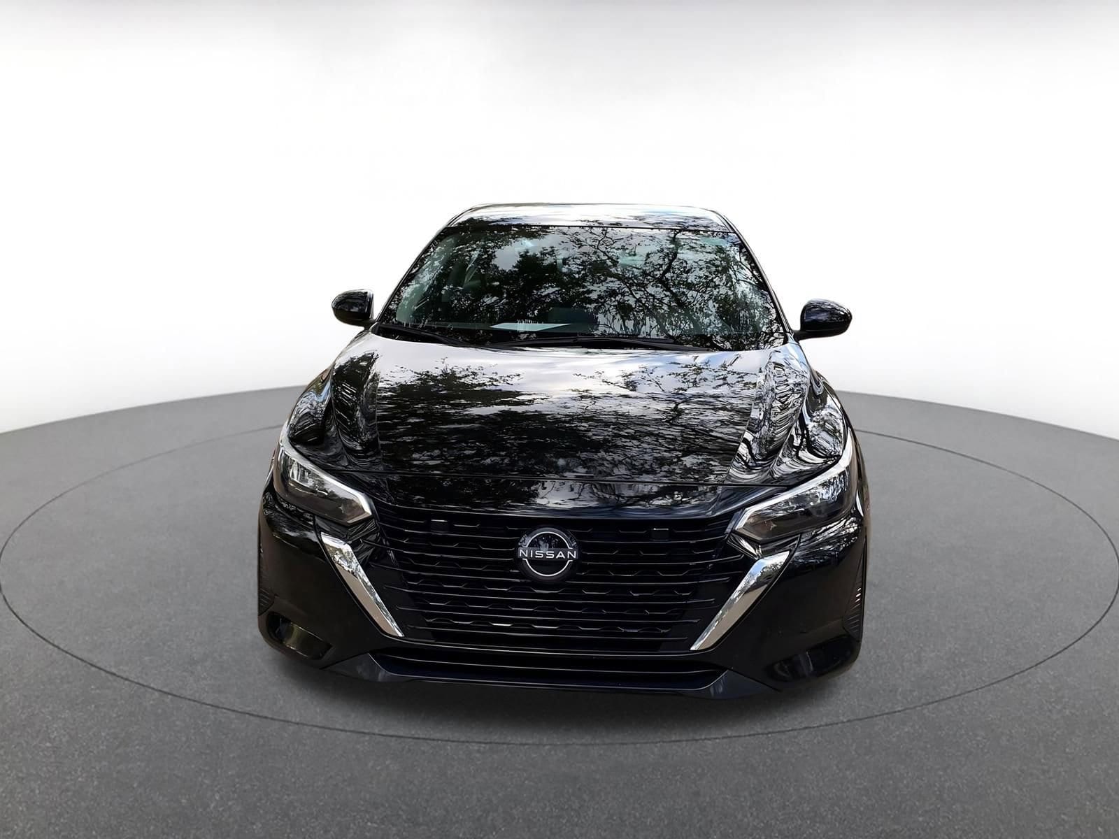 Thumbnail: 2025 Nissan Sentra - 2