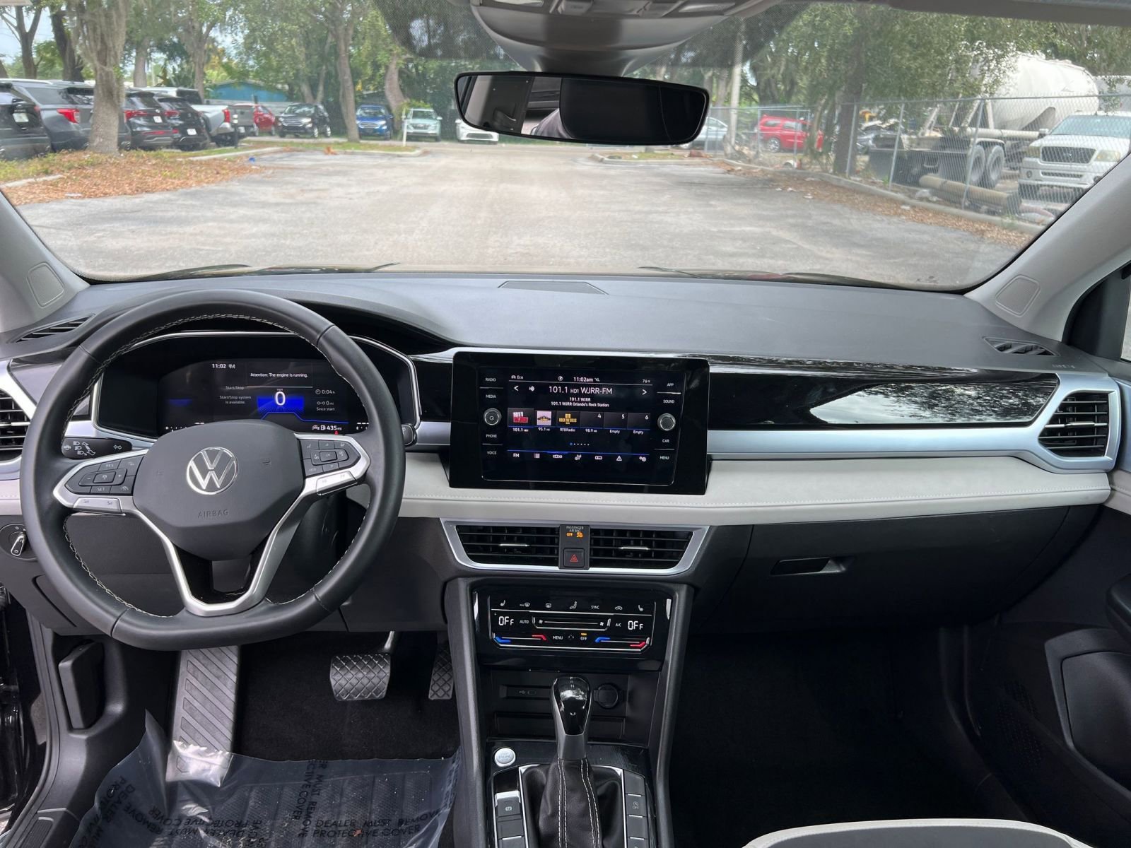 Thumbnail: 2025 Volkswagen Taos - 27