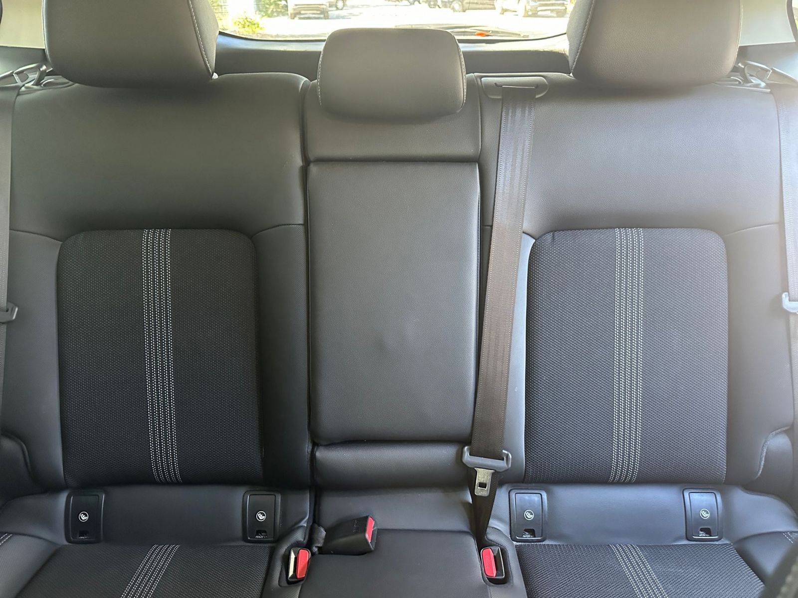 Thumbnail: 2025 Mazda CX-50 - 32