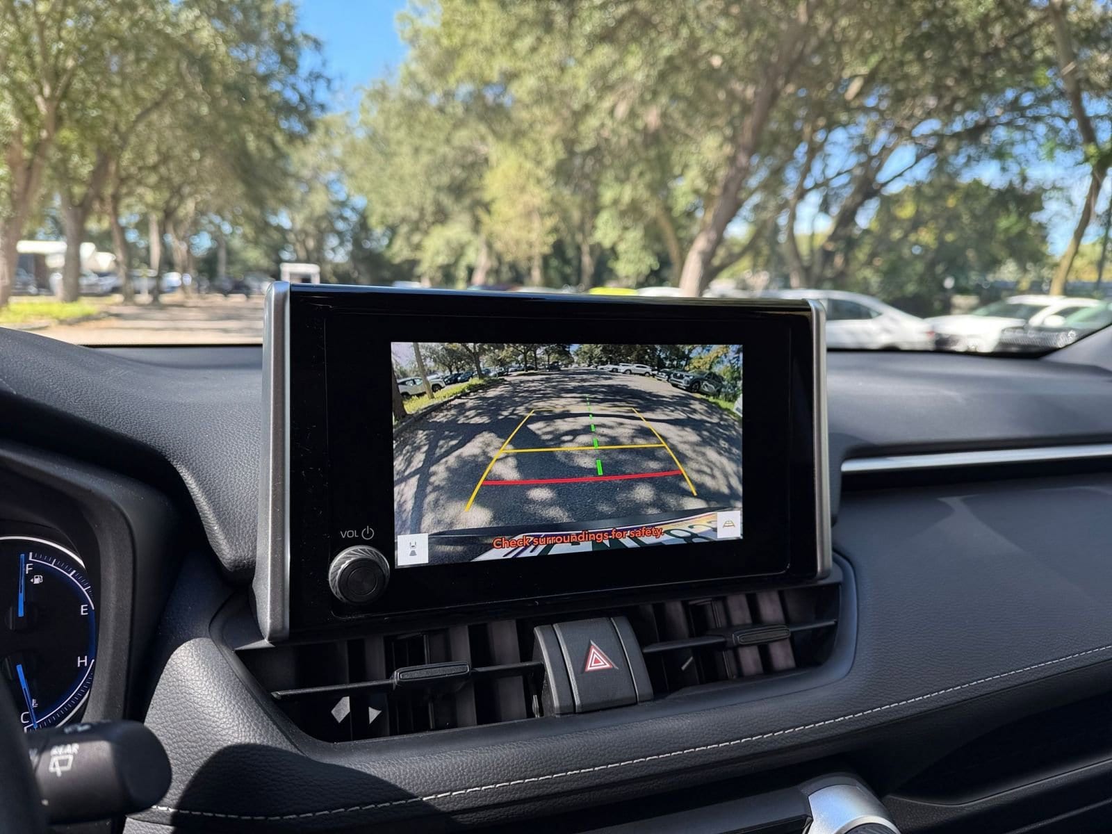 Thumbnail: 2025 Toyota RAV4 - 17