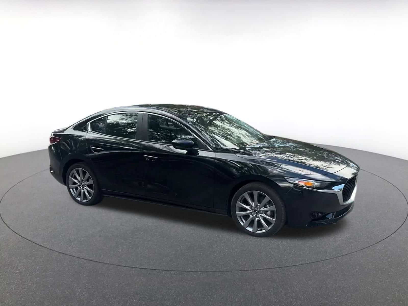 Thumbnail: 2025 Mazda Mazda3 - 2