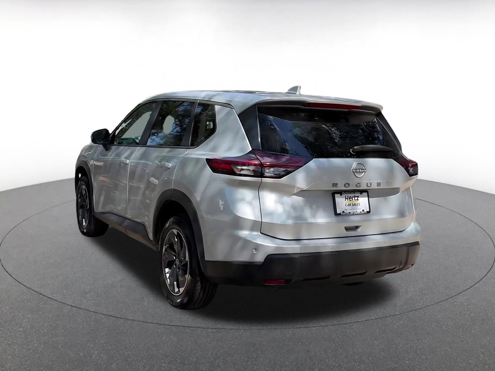 Thumbnail: 2025 Nissan Rogue - 11