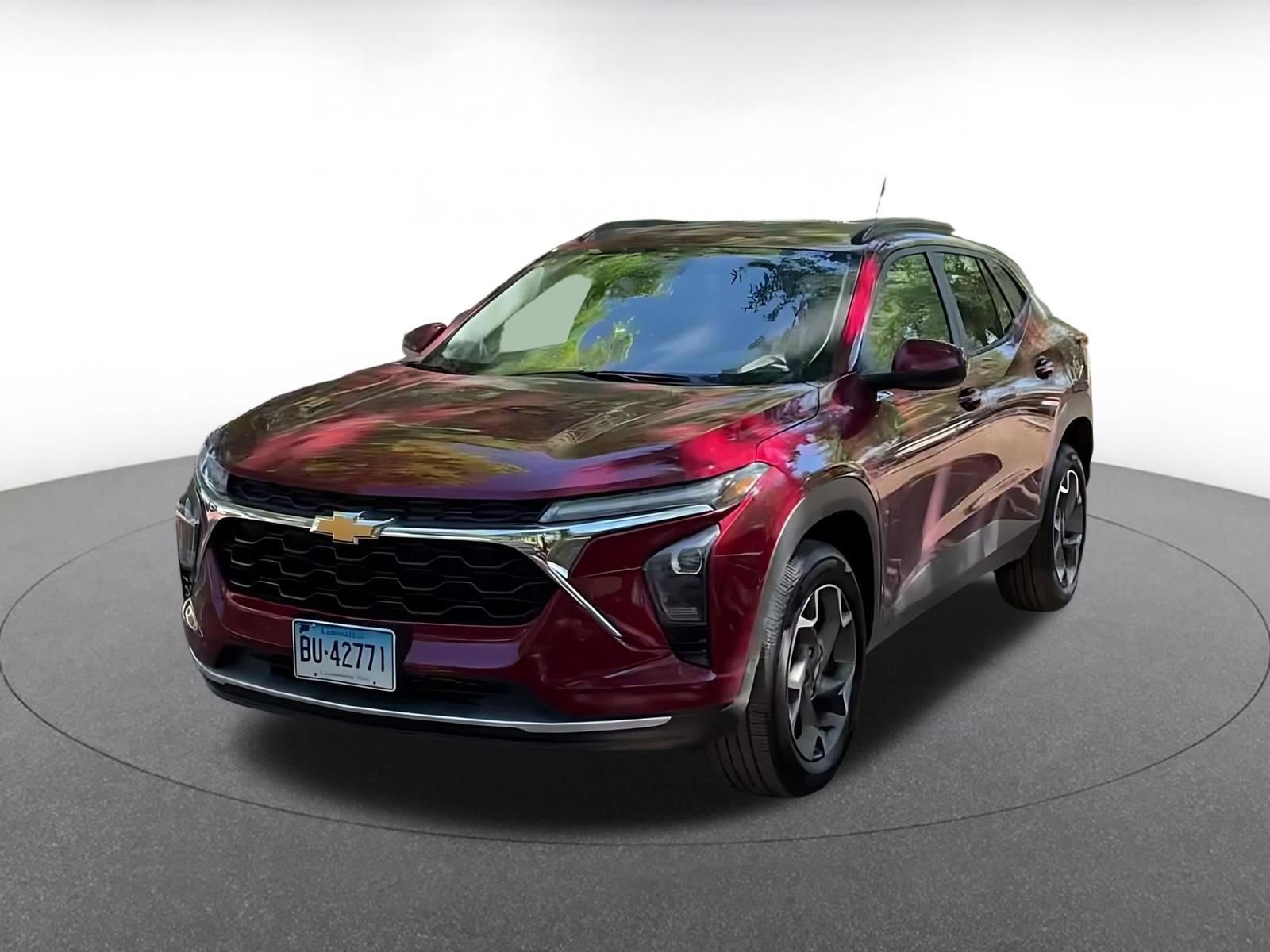 Thumbnail: 2025 Chevrolet Trax - 3