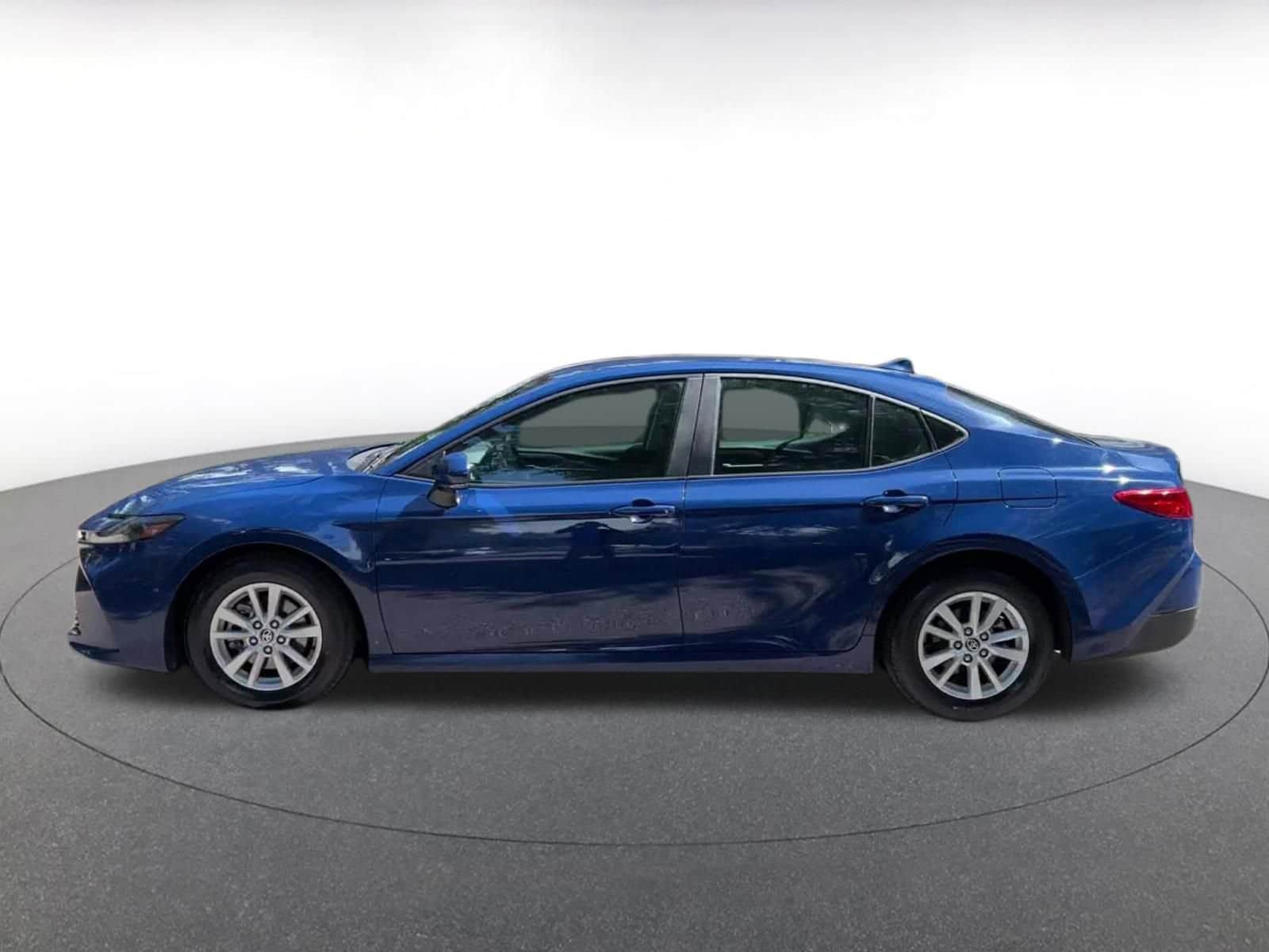 Thumbnail: 2025 Toyota Camry - 15