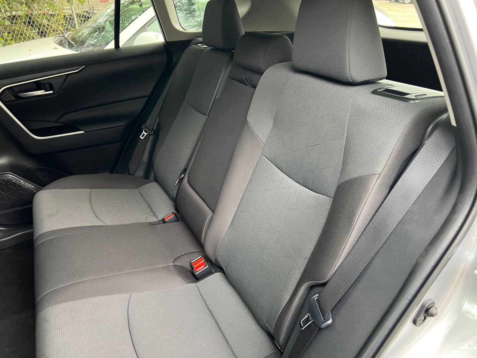 Thumbnail: 2025 Toyota RAV4 - 31