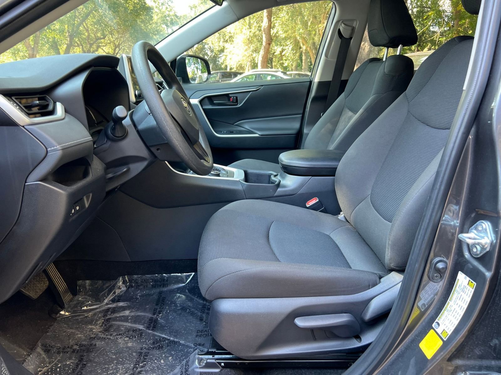 Thumbnail: 2025 Toyota RAV4 - 21