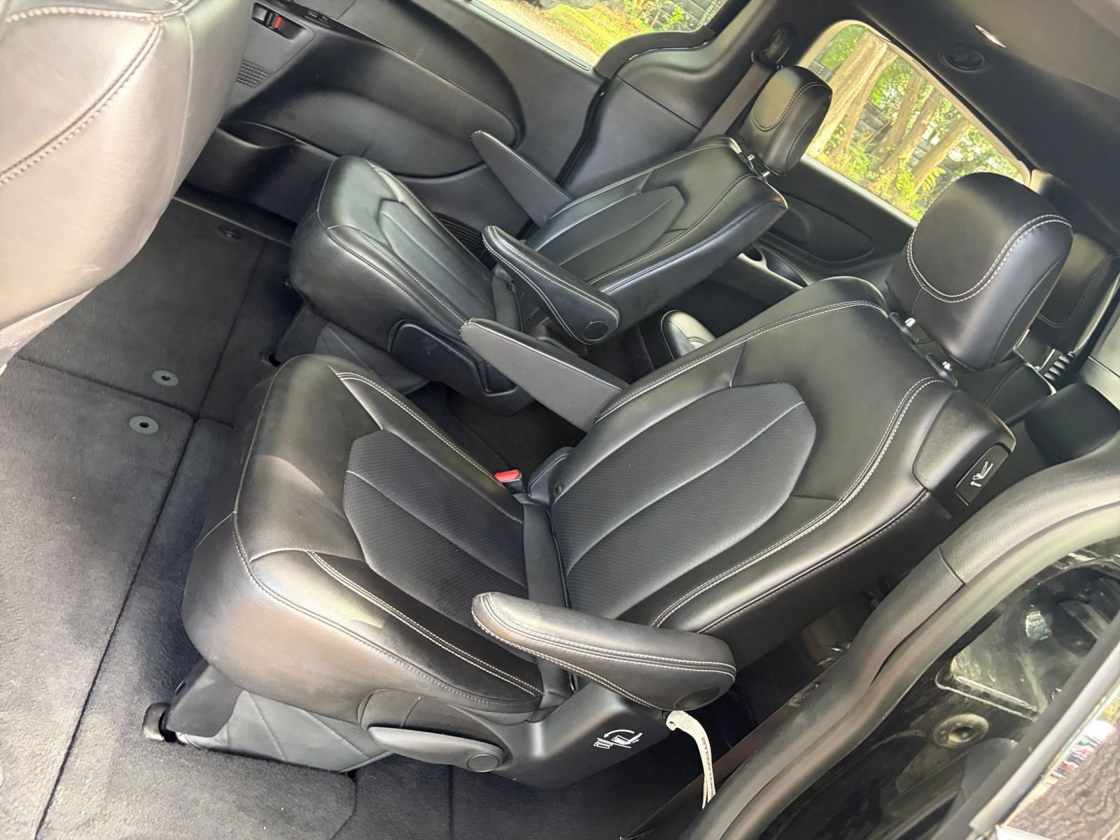 Thumbnail: 2025 Chrysler Pacifica - 23