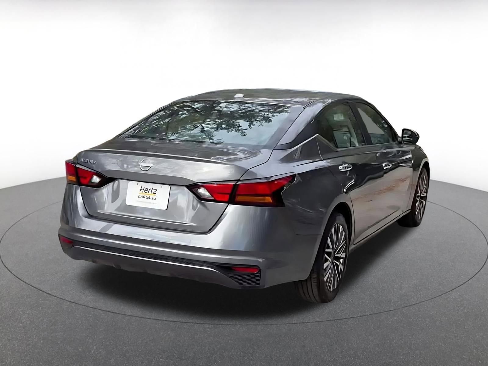 Thumbnail: 2025 Nissan Altima - 14