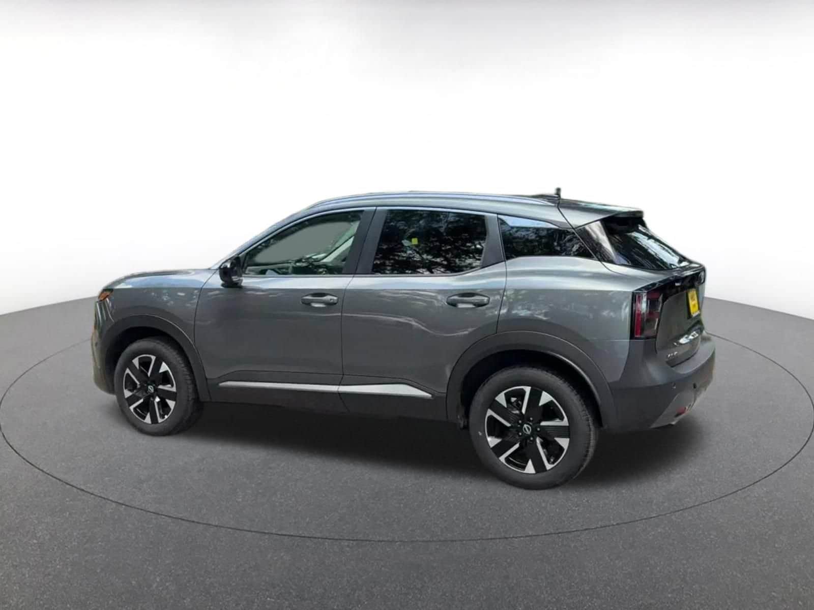 Thumbnail: 2026 Nissan Kicks - 8