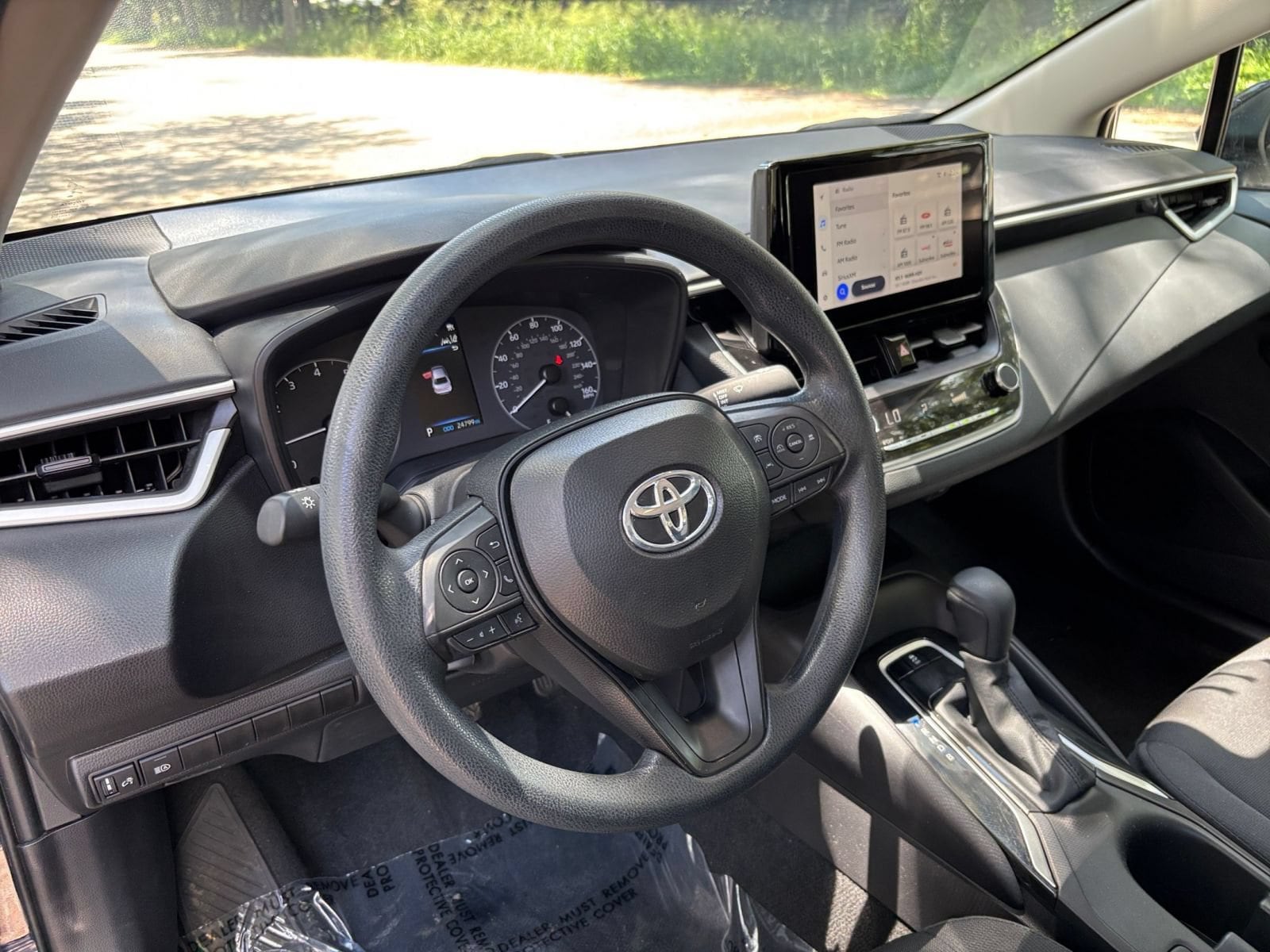 Thumbnail: 2025 Toyota Corolla - 33