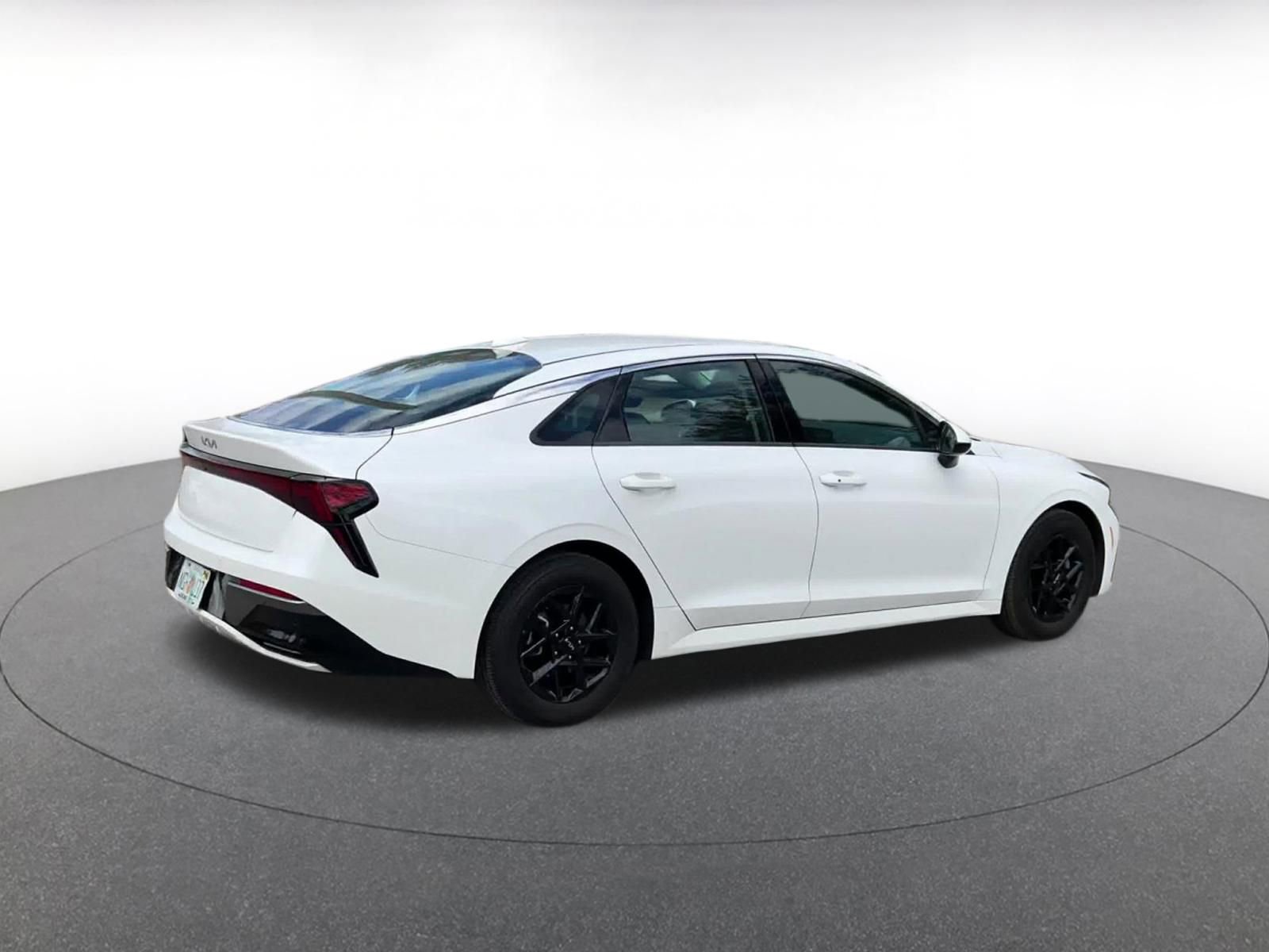 Thumbnail: 2025 Kia K5 - 15