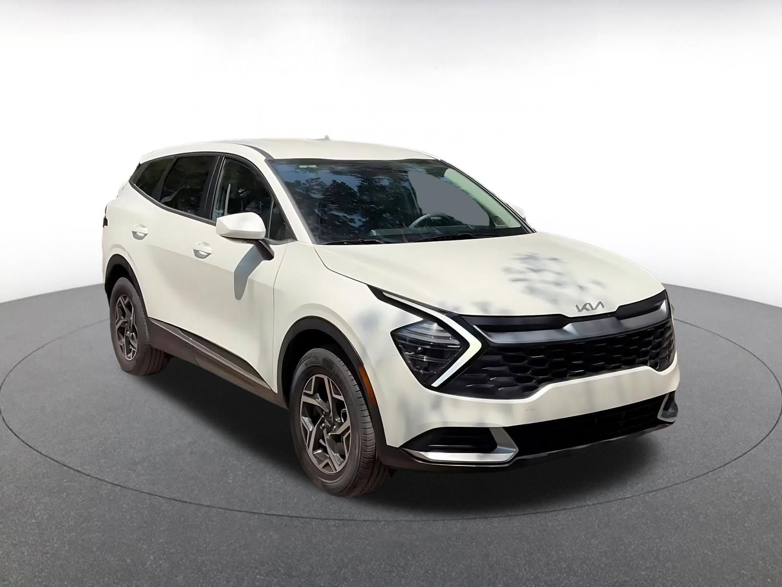 Thumbnail: 2025 Kia Sportage - 3