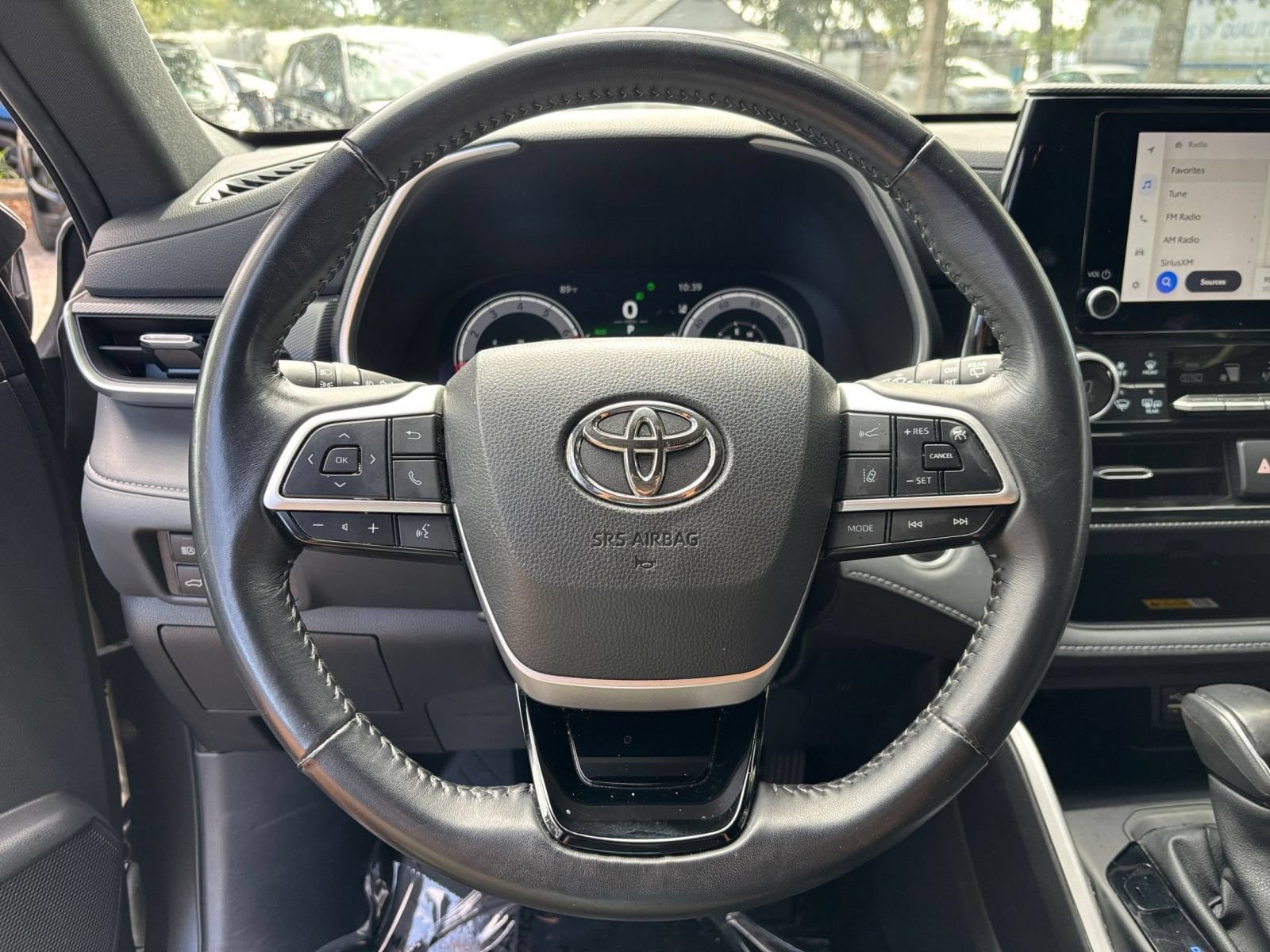 Thumbnail: 2025 Toyota Highlander - 28
