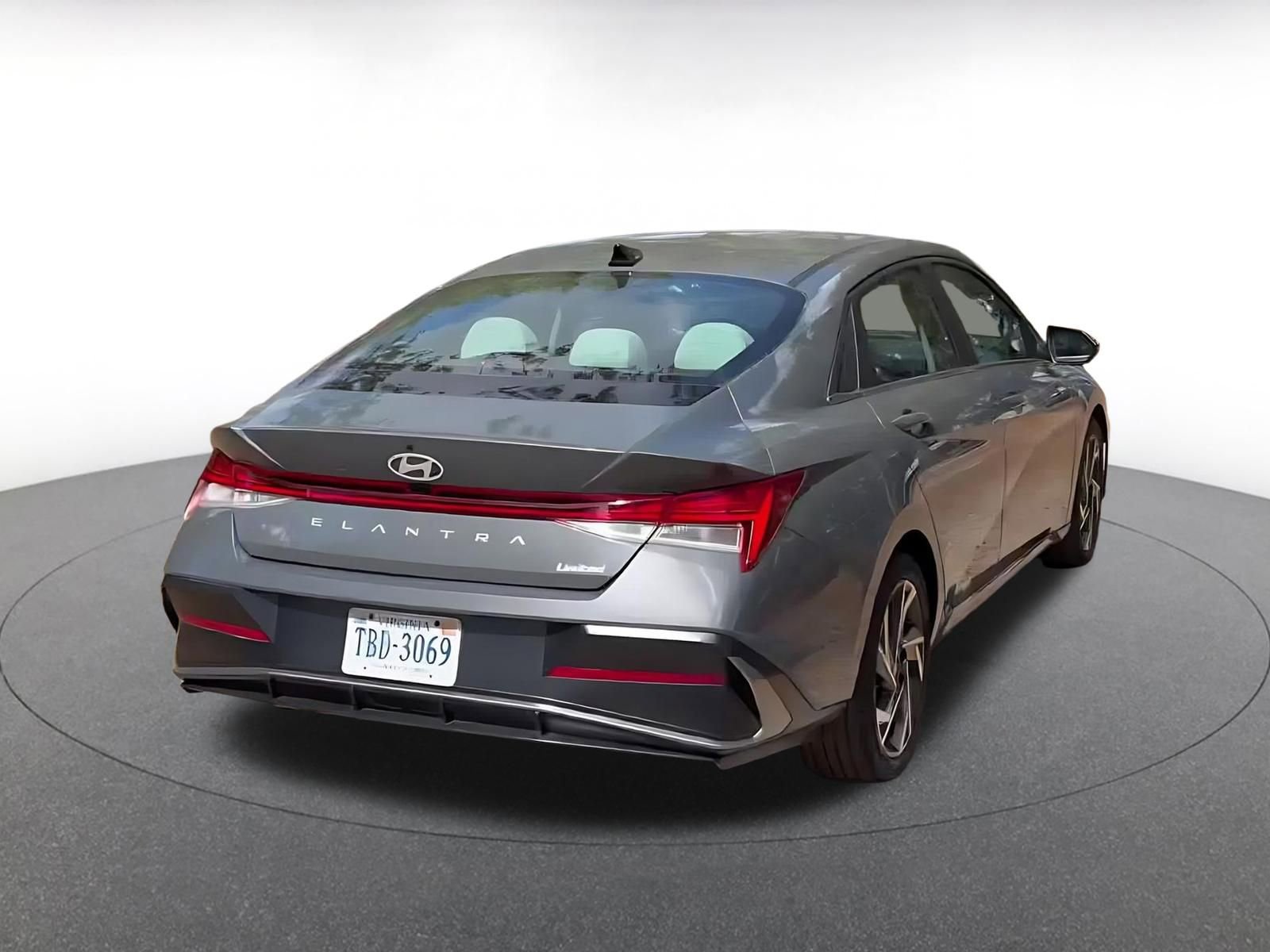 Thumbnail: 2025 Hyundai Elantra - 14