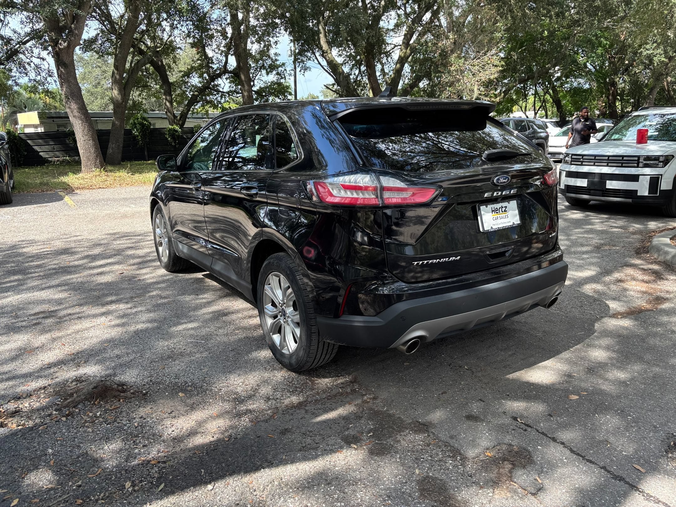 Thumbnail: 2022 Ford Edge - 17