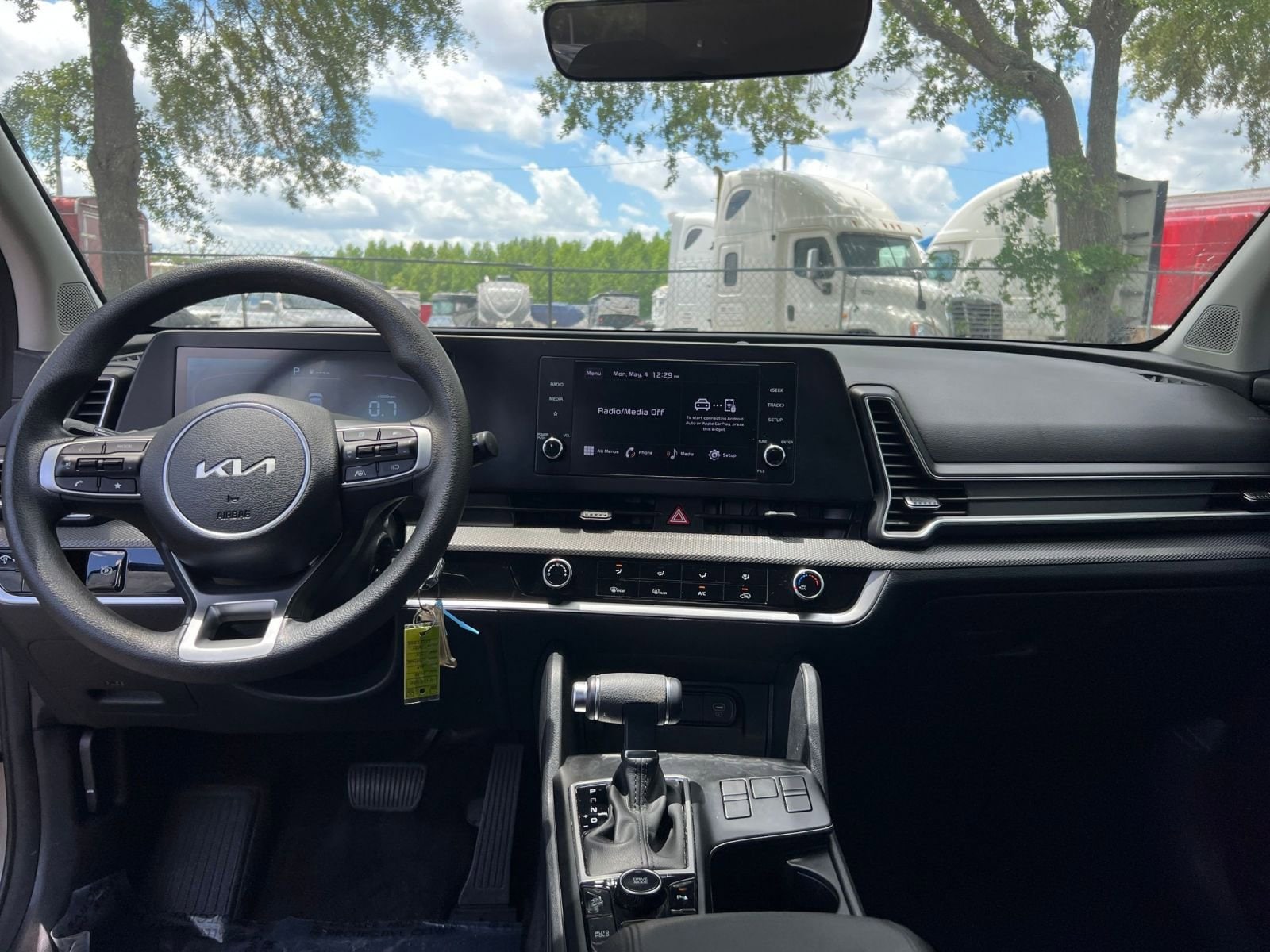 Thumbnail: 2025 Kia Sportage - 31