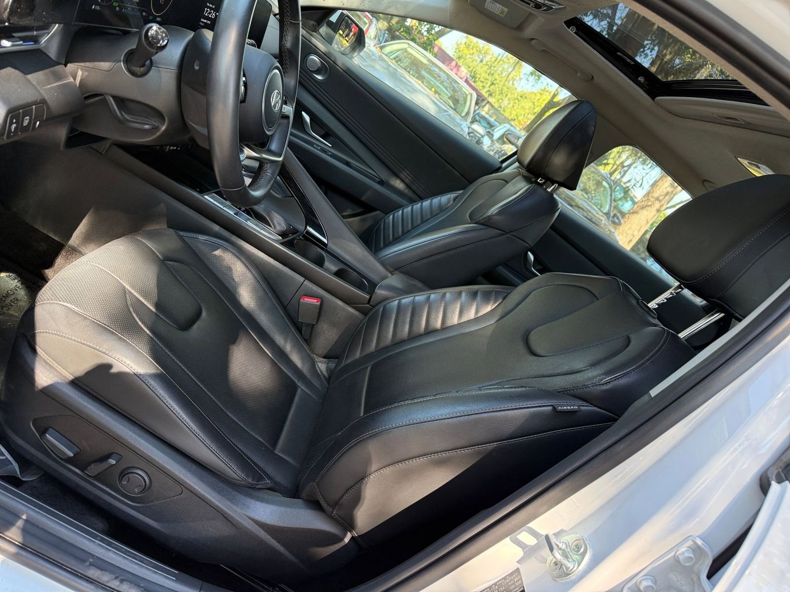 Thumbnail: 2025 Hyundai Elantra - 21