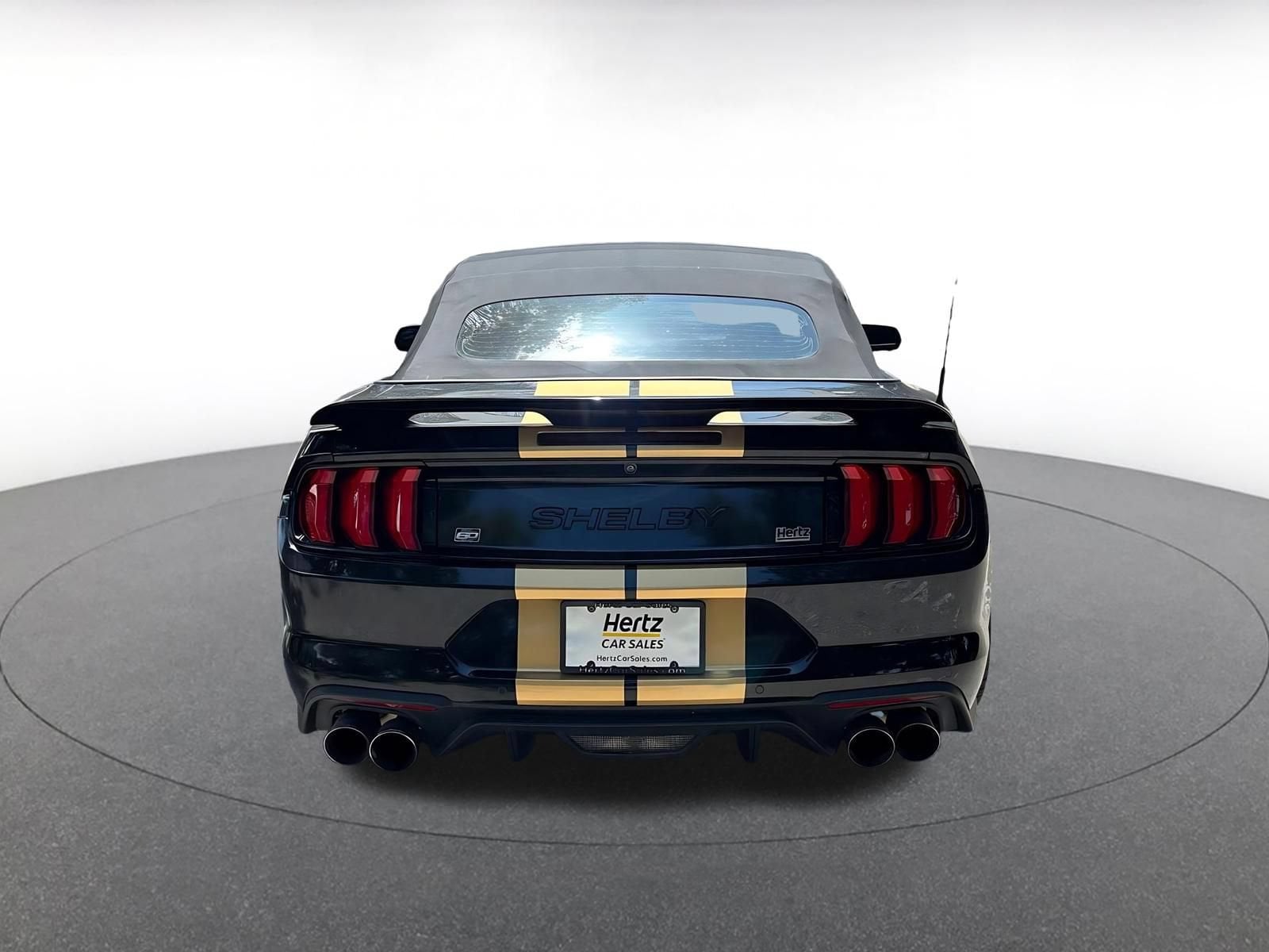 Thumbnail: 2022 Ford Mustang - 6