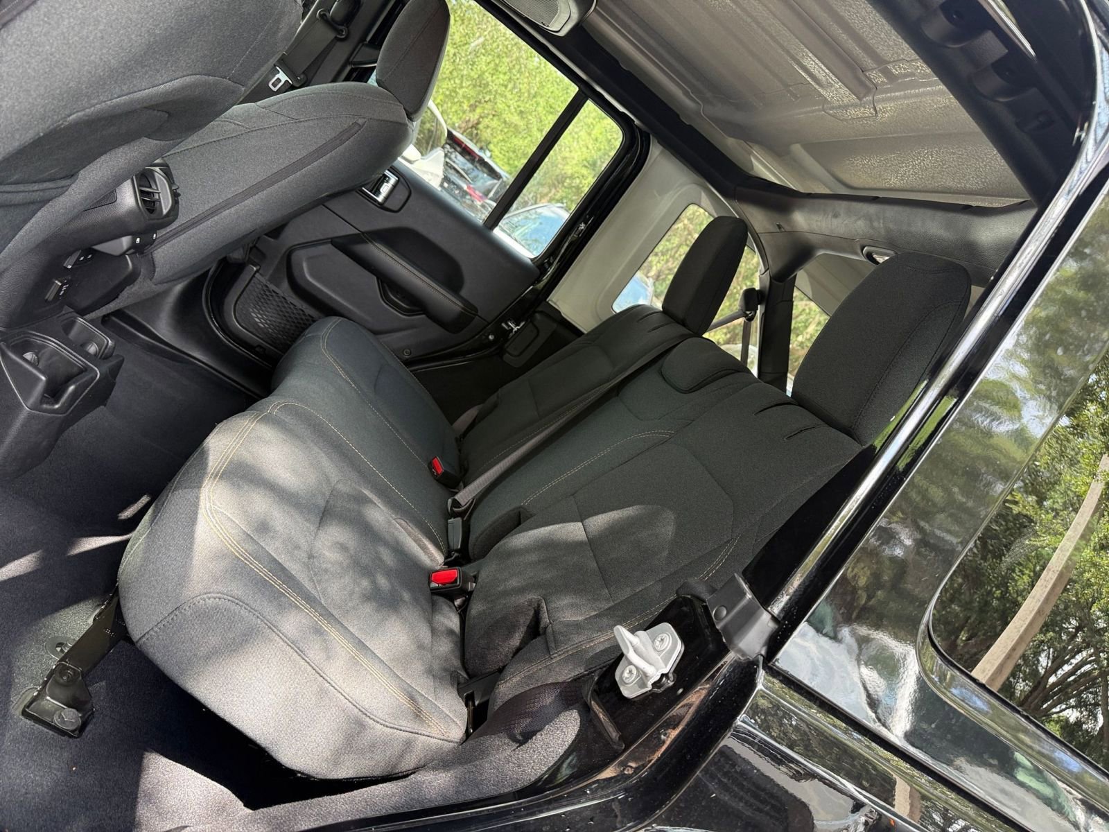 Thumbnail: 2025 Jeep Wrangler - 35